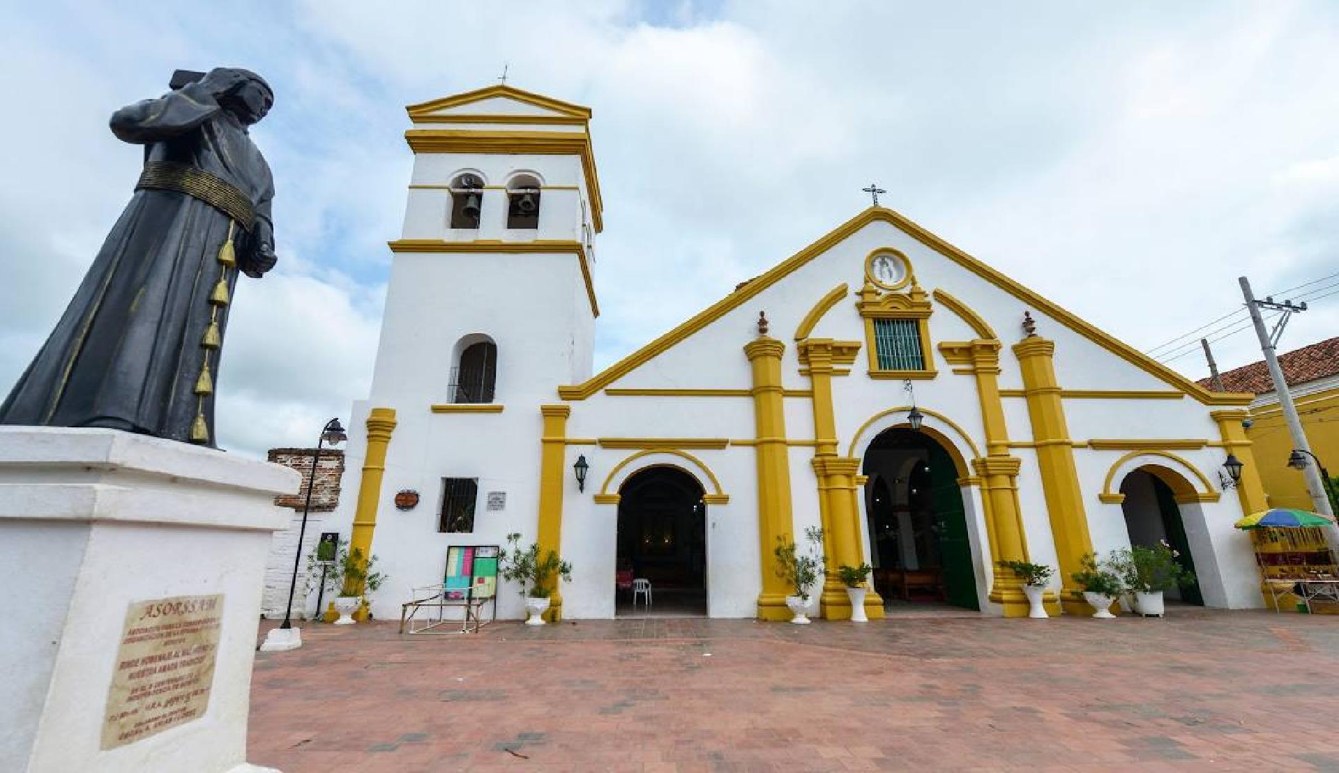 MOMPOX